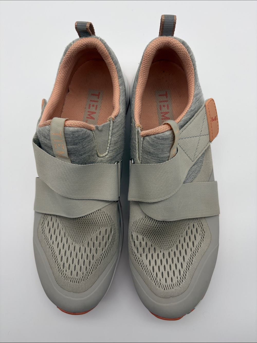 Women’s TIEM Indoor Cycling Athletic Sneakers in Light Gray with Peach Accents